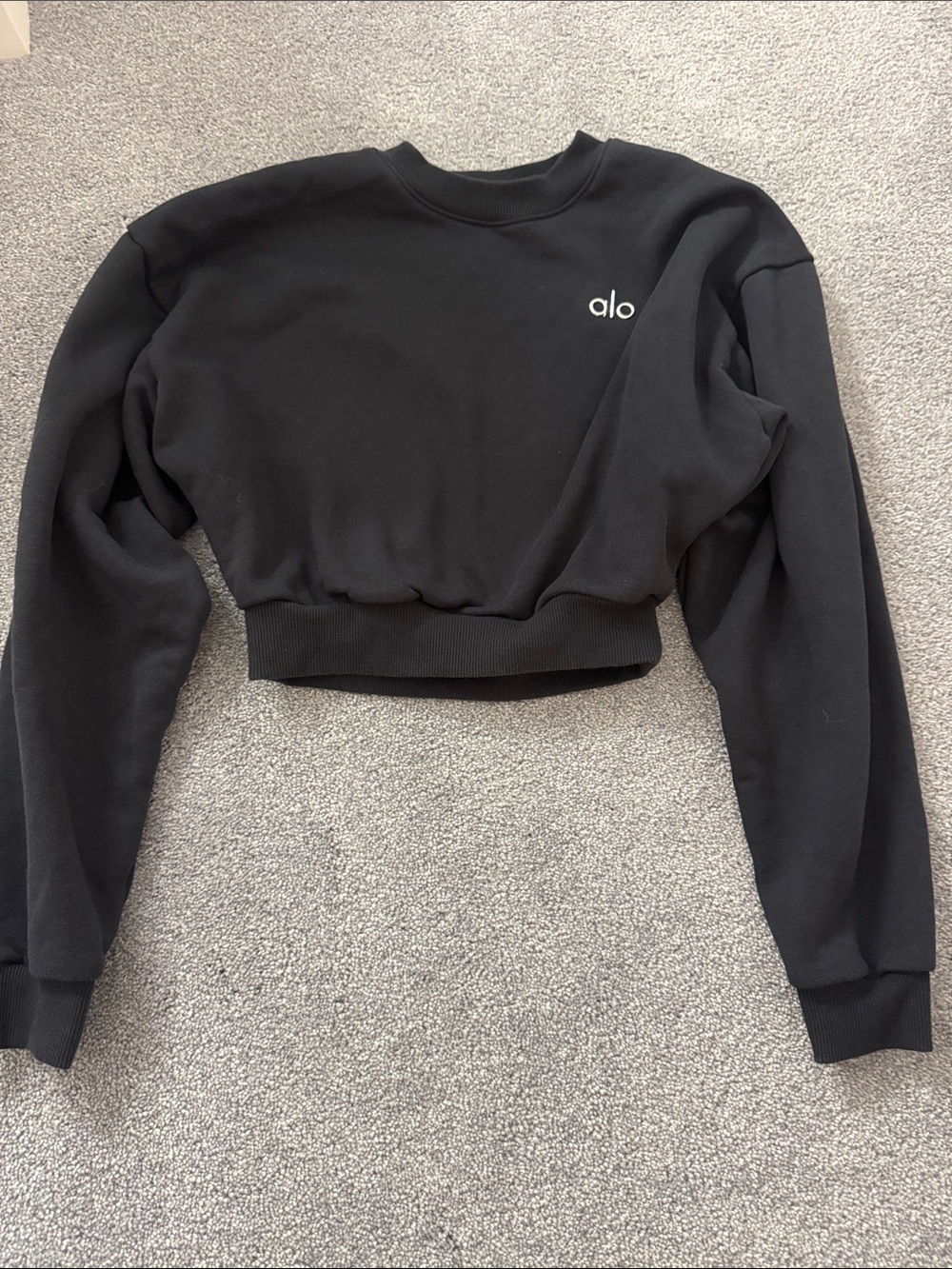 ALO Yoga Black Cropped Crew Sweatshirt